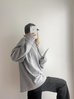 BUZO OVERSIZE CAPUCHA LISO en internet