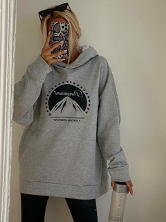 BUZO OVERSIZE PARAMOUNT - Flor Gagliani Mayorista