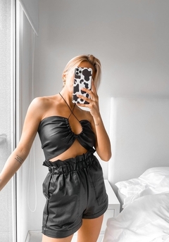 SHORT FRUNCE CUERO - comprar online