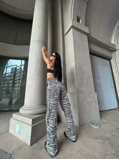 PANTALON STREET CEBRA en internet