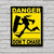 Placa Decorativa Danger Don't Chase