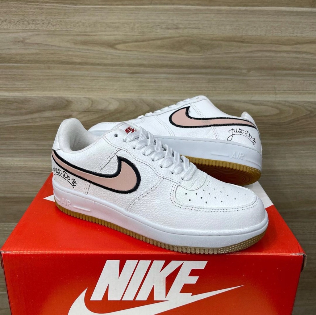 los nuevos zapatos nike que cambian de color