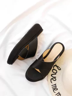SANDALIA LEONOR NEGRO - comprar online
