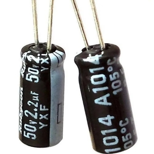 100 Pezzi Condensatore Elettrolitico In Alluminio 2.2uF 50V 4x7mm Per Circuiti Elettronici Fai-da-te