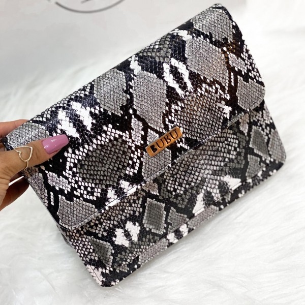 faux snakeskin bolsa