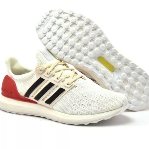 adidas ultra boost vermelho