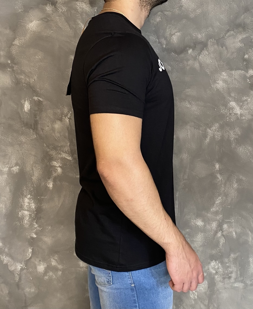 Camiseta John John Rx Pocket Basic Preta - Bampas