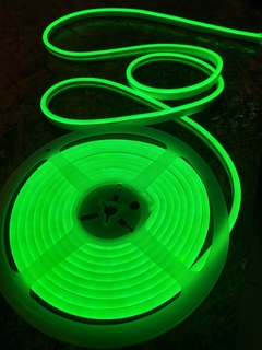 Imagen de MANGUERA NEON 5 MTS - VARIOS COLORES