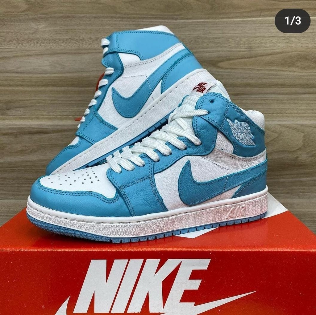 jordan mid azul