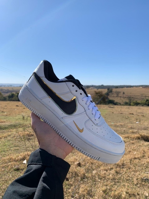 air force 1 branco com dourado