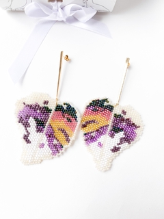 Beaded leaf