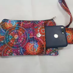 Porta Celular Silvia Mandala na internet