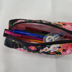 Estojo escolar Floral na internet