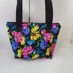 Bolsa Durinha G -Floral impermeável