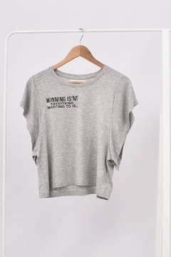 Imagen de MOZ REMERA SABBATH (28685)