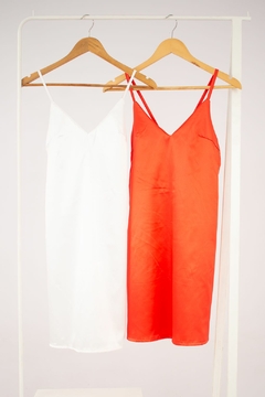 (MAN) VESTIDO SATEN SOLERO (28864)