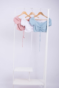 Imagen de (ELL) TOP NOLITA MODAL C/ARGOLLA Y M (29872)
