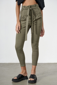 BPL PANTALON JANE CON TABLAS B (30762) - comprar online