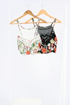 (CH) TOP CREPE CON GUIPIURE (26629) en internet