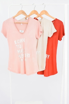 LSG REMERA LANILLA BORN TO MAK (27716) en internet