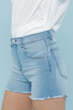 CLN SHORT JEAN LC AL CORTE LOC (27776) en internet