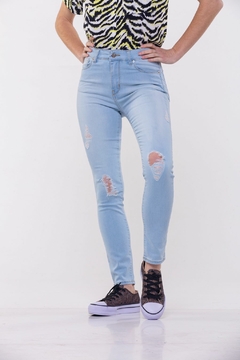 (BE) JEANS SUPER CLARO C/ROTUR (25512)