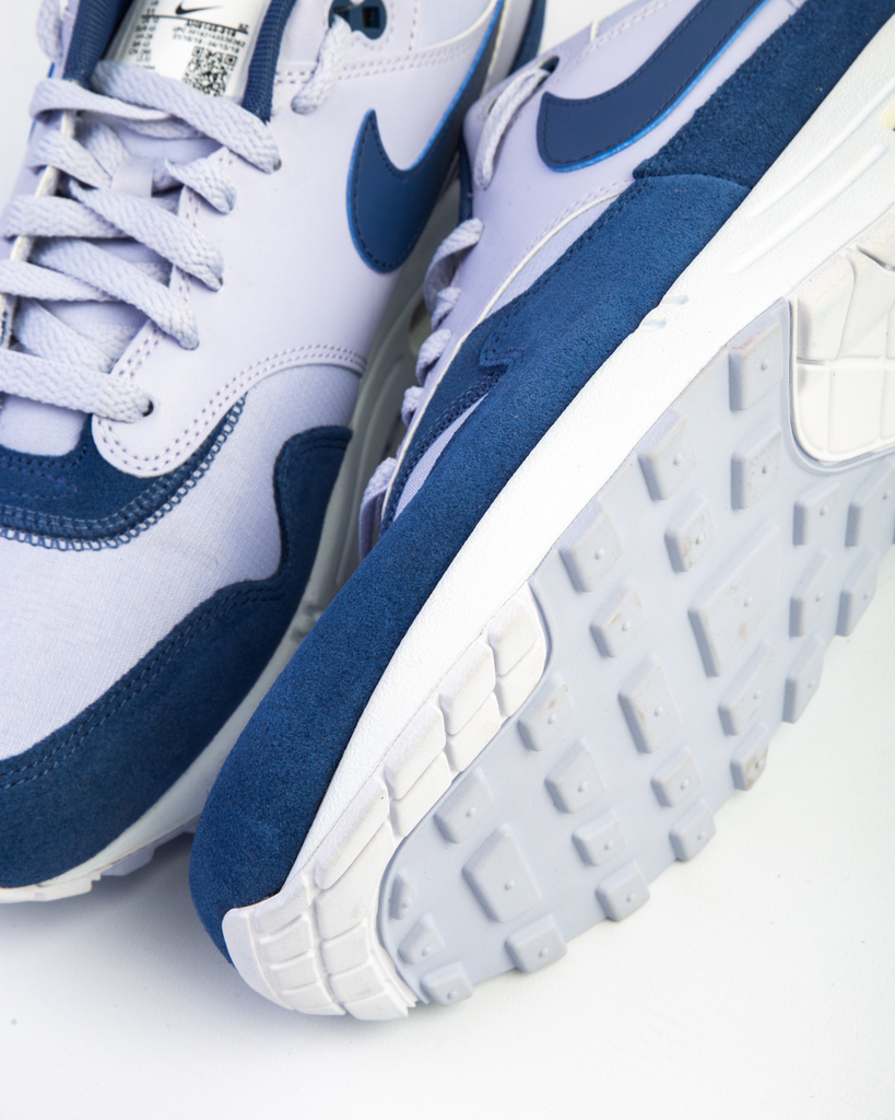 air max 1 ghost navy