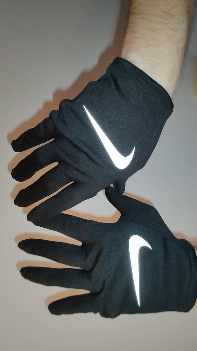 Guantes Termicos Nike Reflectivos - The Style