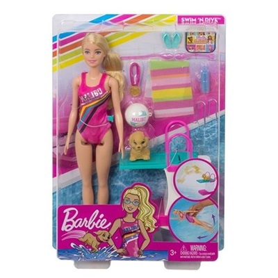 Boneca Barbie Com Cenário E Guarda Roupa De Luxo - Mattel no Shoptime