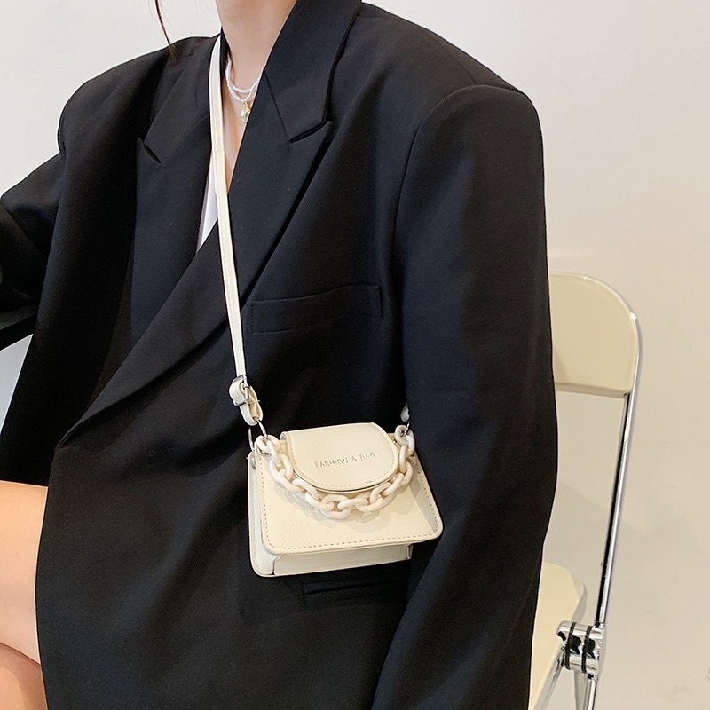 crossbody bolsa with mini pouch