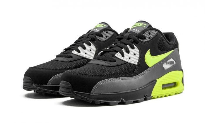 nike air max 90 essential volt