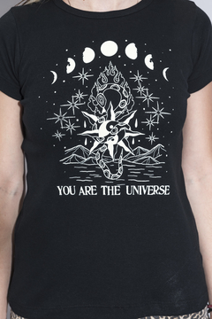 Remera Isa Universe - Saloon Soma