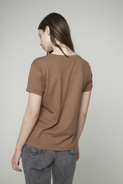 Imagen de Remera Boots Vison