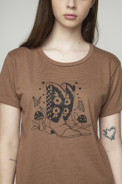 Remera Boots Vison en internet