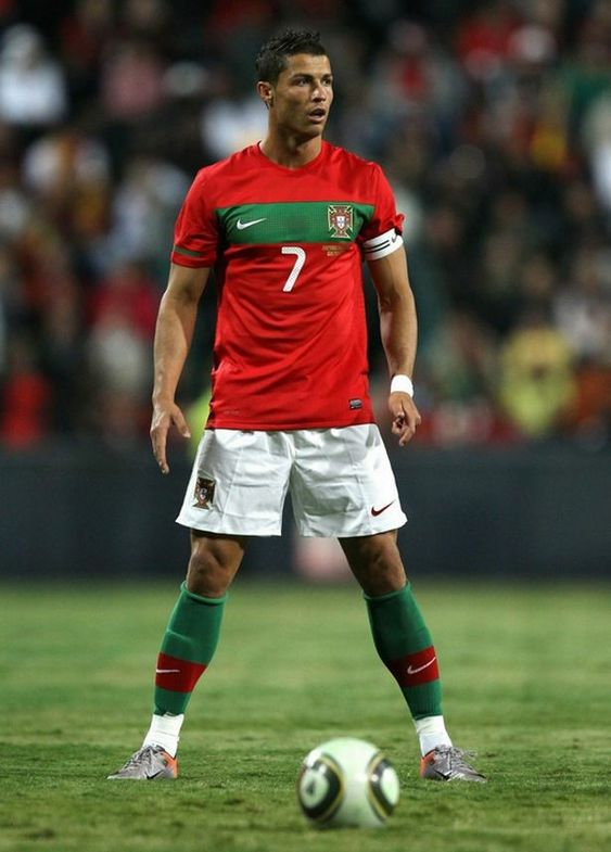 Camisa Retrô Seleção de Portugal I Home 2010 Masculina Fan Vermelha