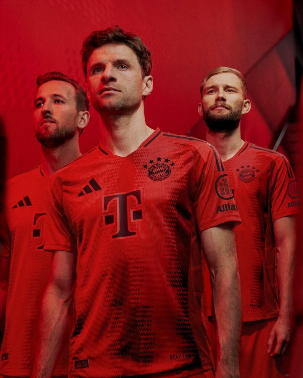 camisa-bayern-bayer-munique-munchen-home-i-2024-2025-24-25-modelo-torcedor-vermelha-neuer-coman-muller-kimmich-musiala-goretzka-harry-kane-gnabry-davies-palhinha-