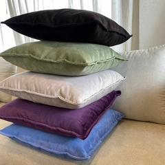 ALMOHADON 50 X 50 CON VIVO