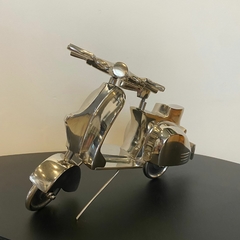MOTOCICLETA CROMADA