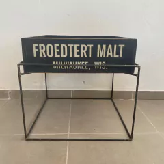 MESA DE HIERRO Y MADERA VINTAGE