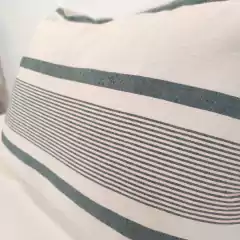 ALMOHADON LINEAS VERDES en internet