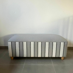 PIE DE CAMA RAYAS