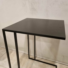MESA DE ARRIME CUADRADA en internet