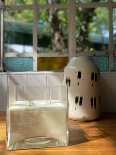 Square L Glass - comprar online
