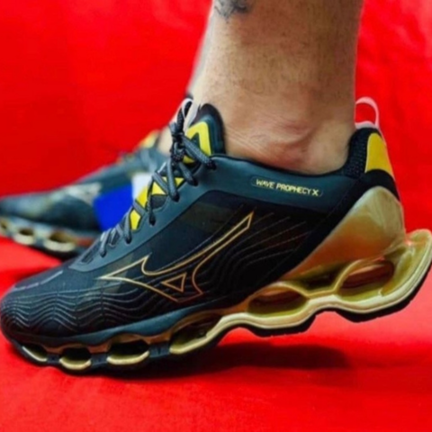 mizuno 4 mola
