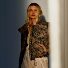 JAQUETA PUFFER ANIMAL PRINT BELLA - PRETO E BEGE - comprar online