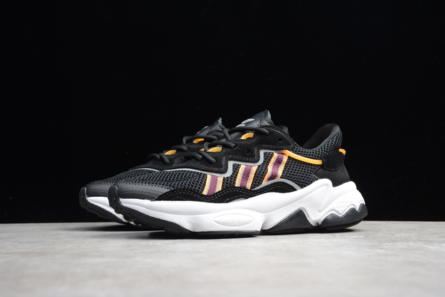 TÊNIS ADIDAS OZWEEGO BLACK ORANGE - Dark Sneakers