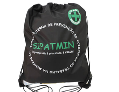 Mochila saco em nylon 210 e personalizada com logo e SIPATMIN SIPAT