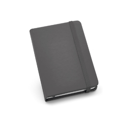 Caderno de bolso personalização na capa e com 80 folhas não pautadas, capa dura em couro sintético