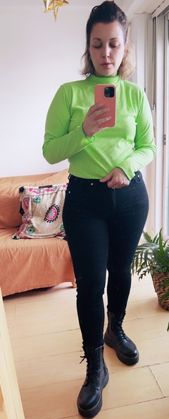 Polera Manzana - MAGNA MATER