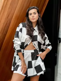Pijama Alícia na internet